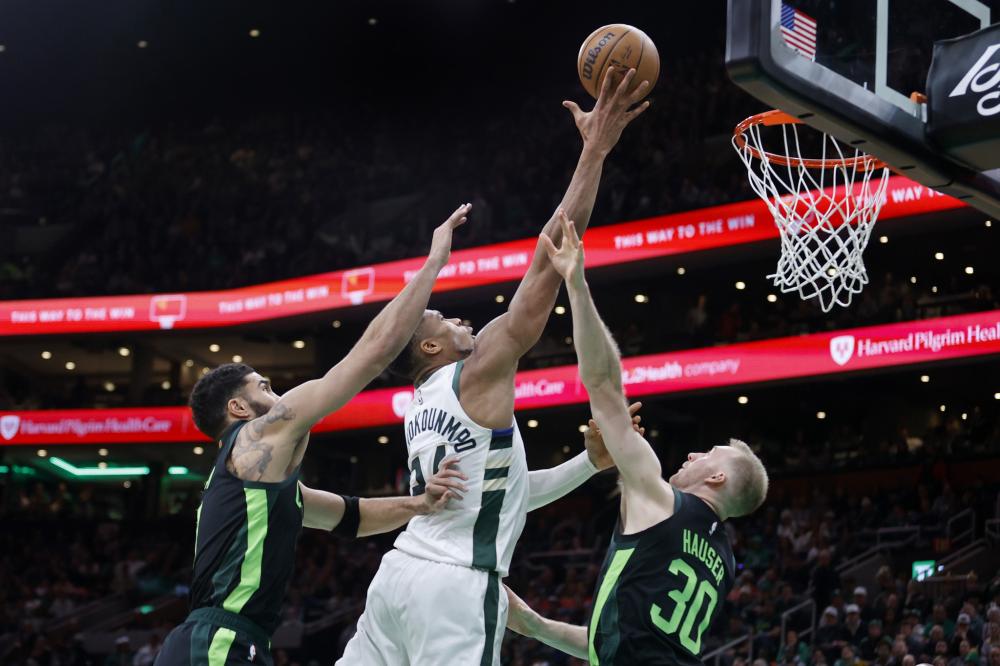 的表现令人 的表现令人