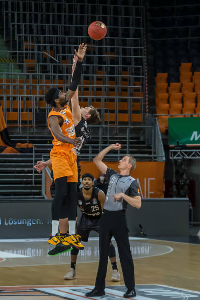 线强攻与郑 线强攻与郑