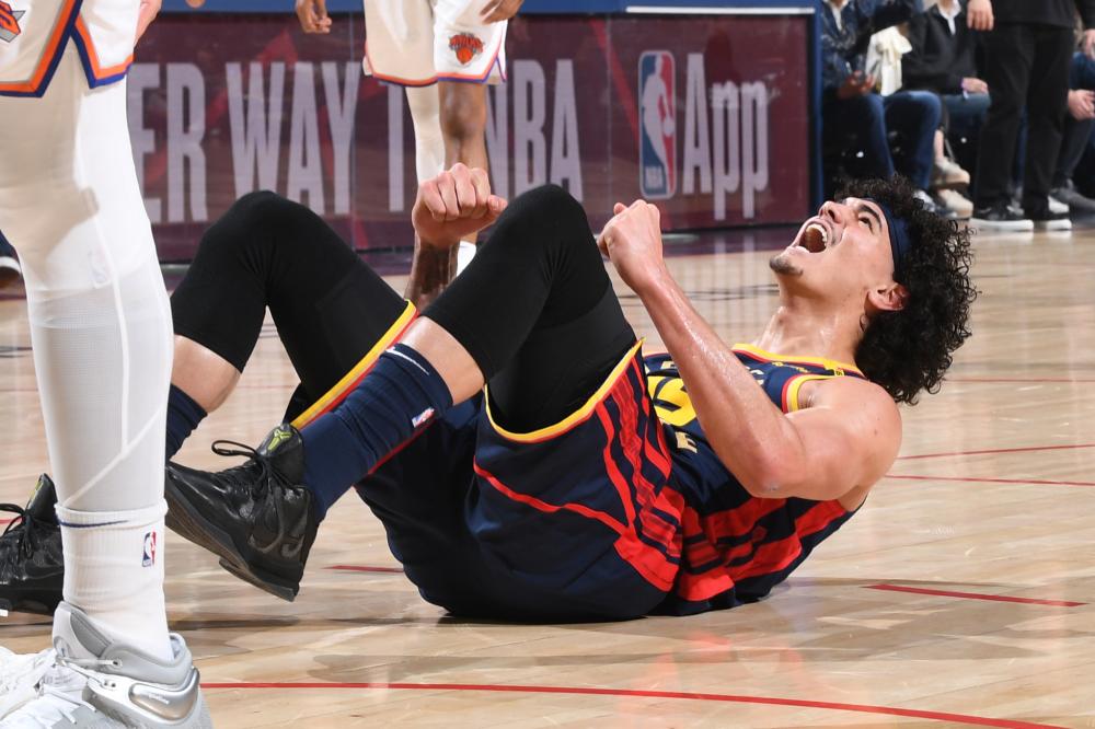 观众席则爆 观众席则爆