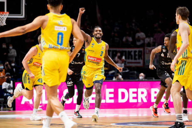 坐下来谈谈 坐下来谈谈